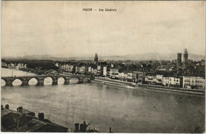 Carte postale ancienne Macon Vue Generale