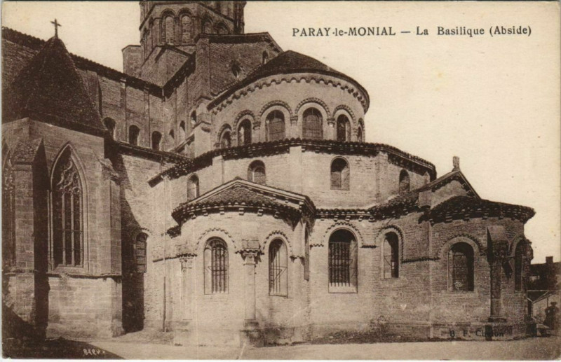 Carte postale ancienne Paray-le-Monial La Basilique - Abside à Paray-le-Monial