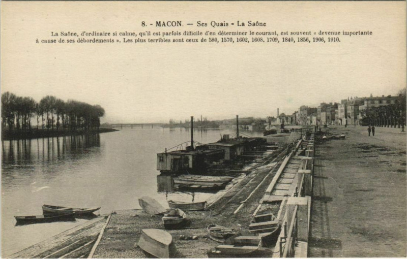 Carte postale ancienne Macon Ses Quais - La Saone