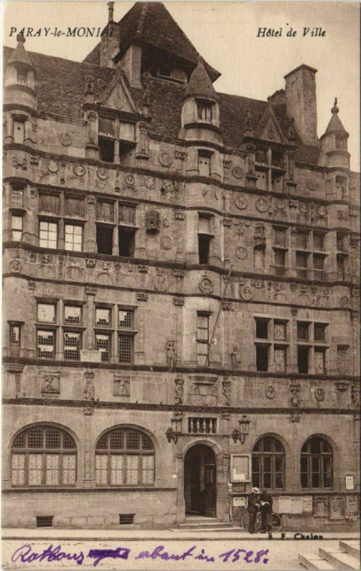 Carte postale ancienne Paray-le-Monial Hotel de Ville à Paray-le-Monial