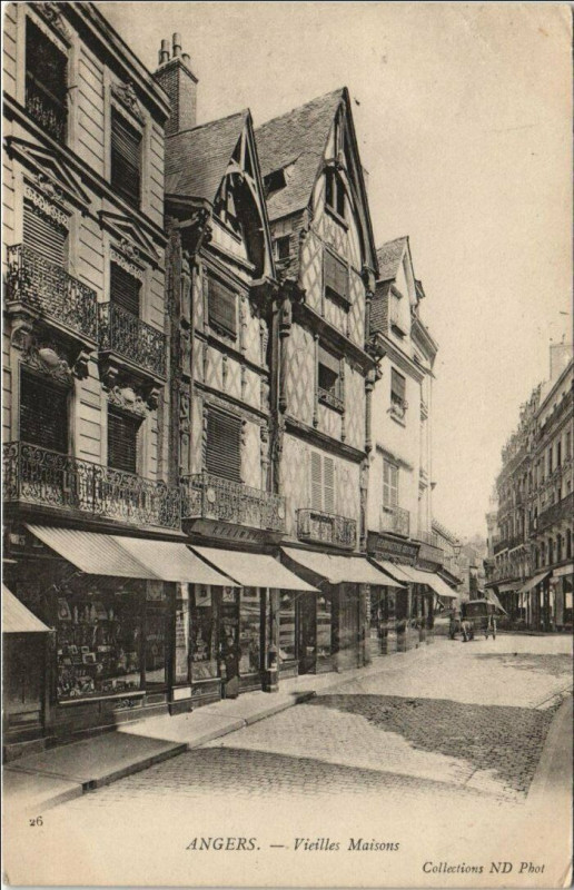 Carte postale ancienne Angers Vieilles Maisons à Angers