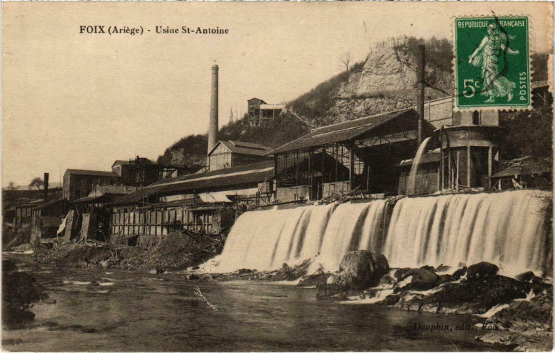Carte postale ancienne Foix Usine Saint-Antoine Ariege à Foix