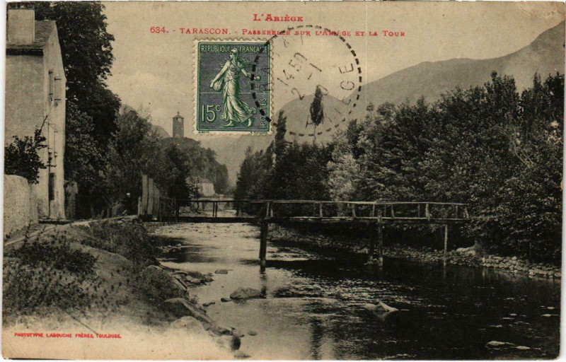 Carte postale ancienne Tarascon Passerelle Ariege