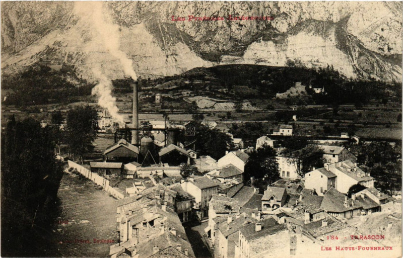 Carte postale ancienne Les Pyrénées-Ariegeoises - Terascon - Les Hauts-Fourneaux