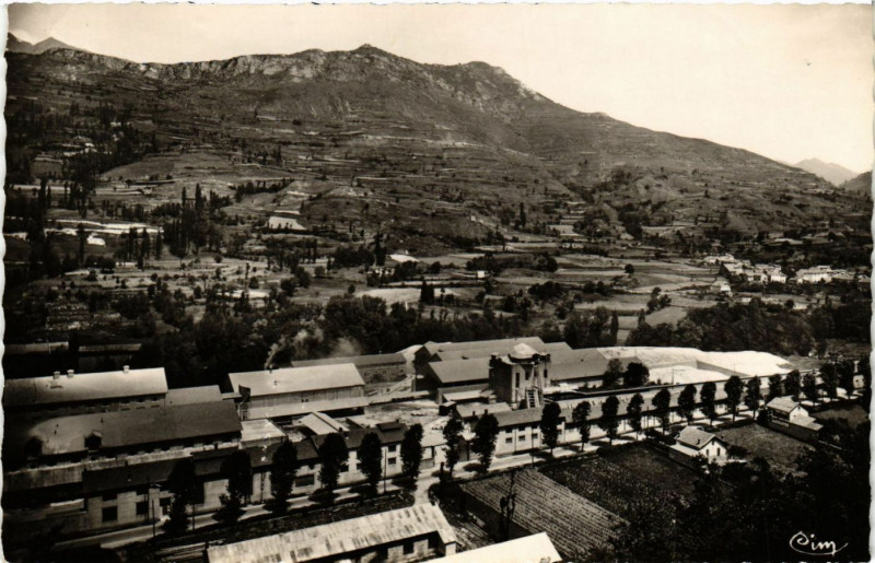 Carte postale ancienne Pluzenac (Ariege) - Les Usines de Talc à Luzenac
