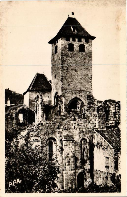 Carte postale ancienne Vallée du Célé Marcilhac Clocher et ruines de l'Eglise