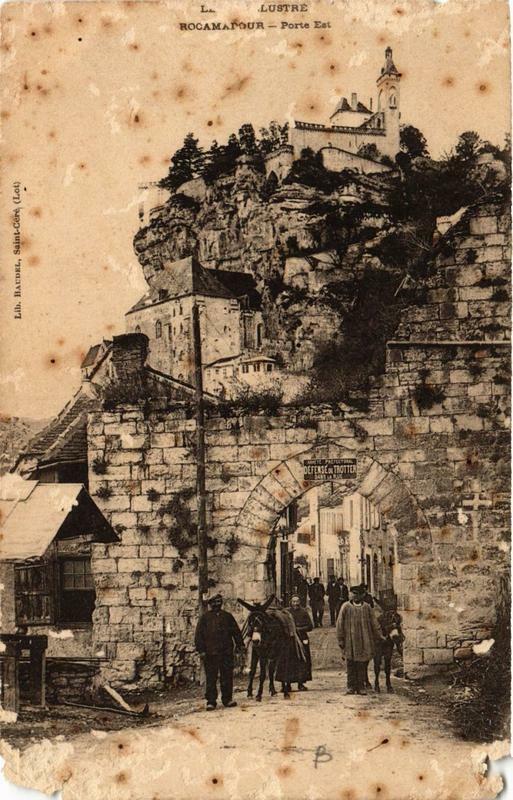 Carte postale ancienne Rocamadour Porte Est à Rocamadour