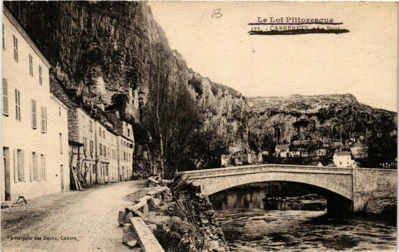 Carte postale ancienne Cabrerets Le Pont à Cabrerets