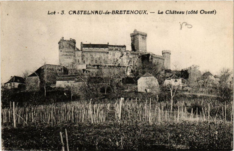 Carte postale ancienne Castelnau-de-Bretenoux Le Chateau à Bretenoux