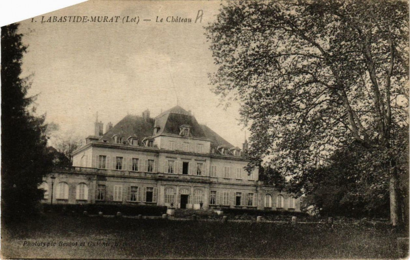 Carte postale ancienne Labastide-Murat Le Chateau