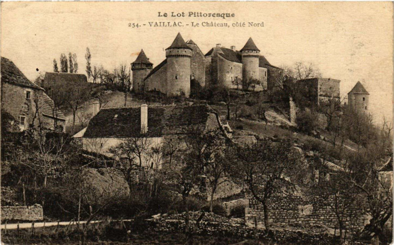 Carte postale ancienne Vaillac - Le Chateau cote Nord