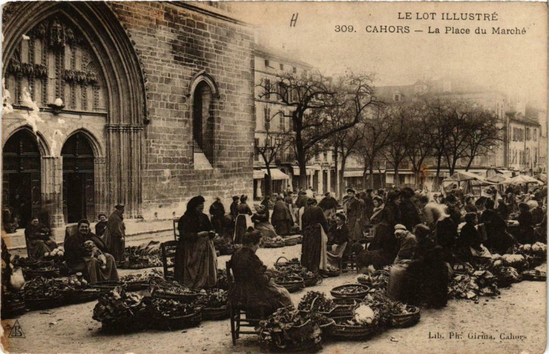 Carte postale ancienne Cahors La Place du Marché à Cahors