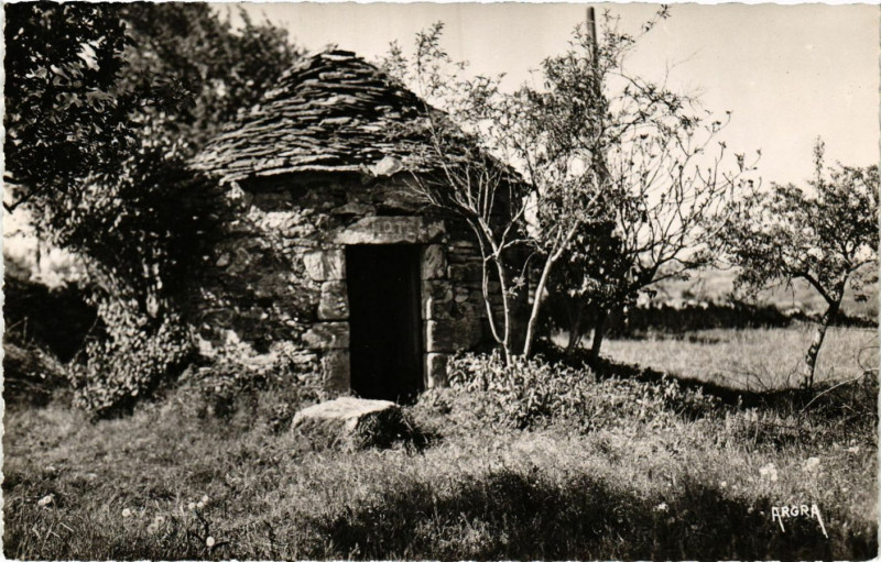 Carte postale ancienne Le Quercy - Uno Cazelo - Refuge de berger