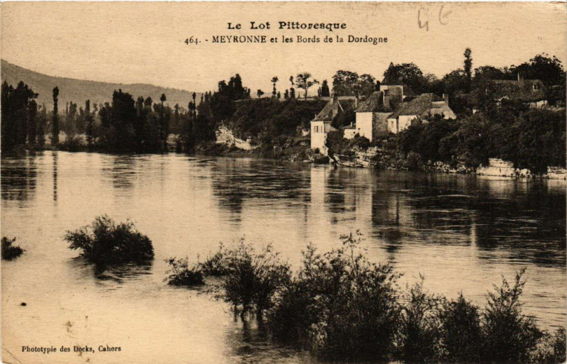 Carte postale ancienne Meyronne et les Bords de la Dordogne à Meyronne