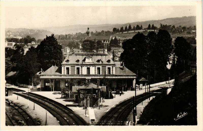 Carte postale ancienne Figeac - La Gare. Vue d'ensemble à Figeac