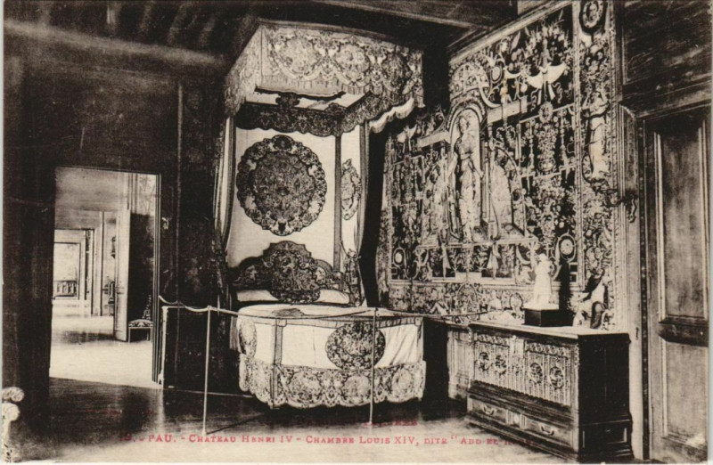 Carte postale ancienne Pau Chateau Henri Iv ,Chambre Louis Xiv France à Pau