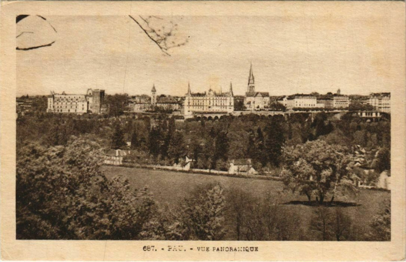 Carte postale ancienne Pau vue panoramique France à Pau