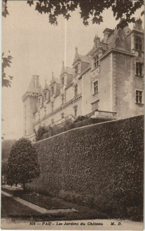 Carte postale ancienne Pau Les Jardins du Chateau France à Pau