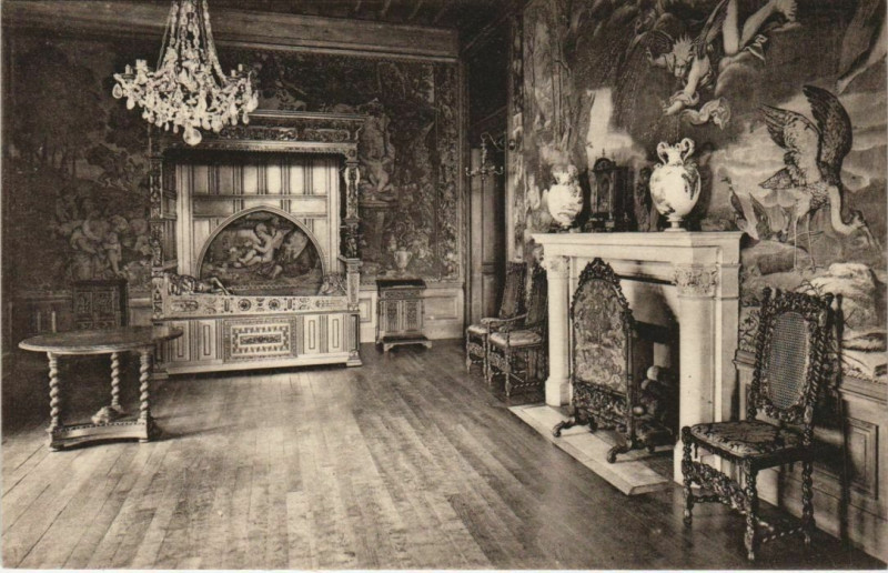 Carte postale ancienne Pau Le Chateau ,Chambre Jeanne d'Albret France à Pau
