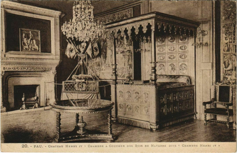 Carte postale ancienne Pau Chateau Henri Iv ,Chambre Henri Iv France à Pau