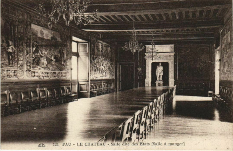 Carte postale ancienne Pau Le Chateau ,Salle dite des Etats France à Pau