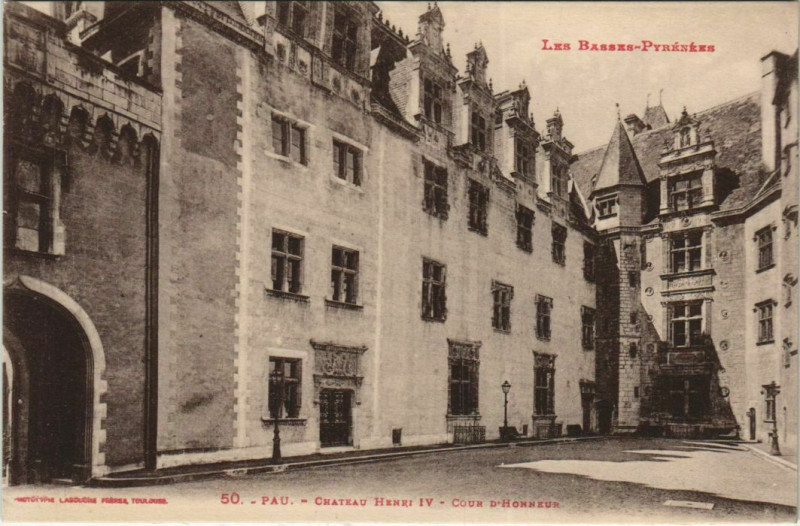 Carte postale ancienne Pau Chateau Henri Iv France à Pau