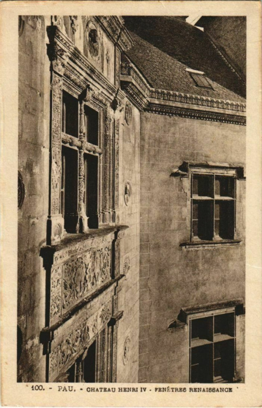Carte postale ancienne Pau Chateau Henri Iv ,Fenetres Reanissance France à Pau