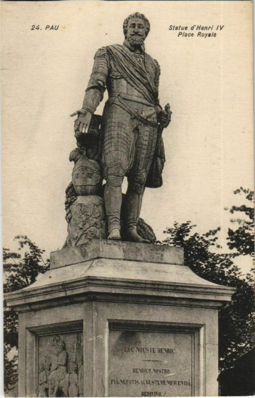 Carte postale ancienne Pau Statue d'Henri Iv France à Pau