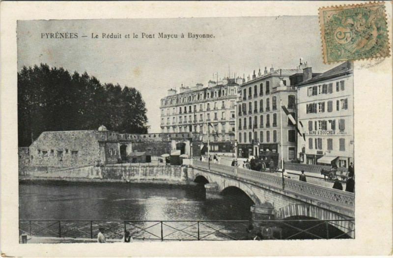 Carte postale ancienne Bayonne Le Reduit et le Pont Mayou France à Bayonne