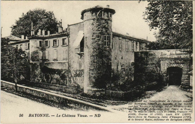 Carte postale ancienne Bayonne Chateau vieux France à Bayonne