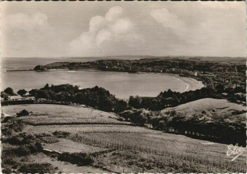 Carte postale ancienne St Jean de Luz vue generale de la Baie France