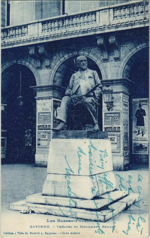 Carte postale ancienne Bayonne Theatre et Monument Bonnat France à Bayonne