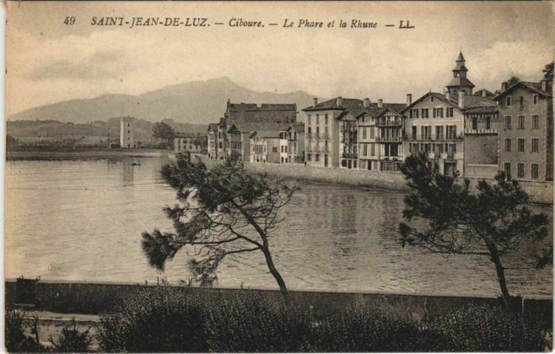 Carte postale ancienne St Jean de Luz Ciboure,Le Phare et la Rhune France à Ciboure