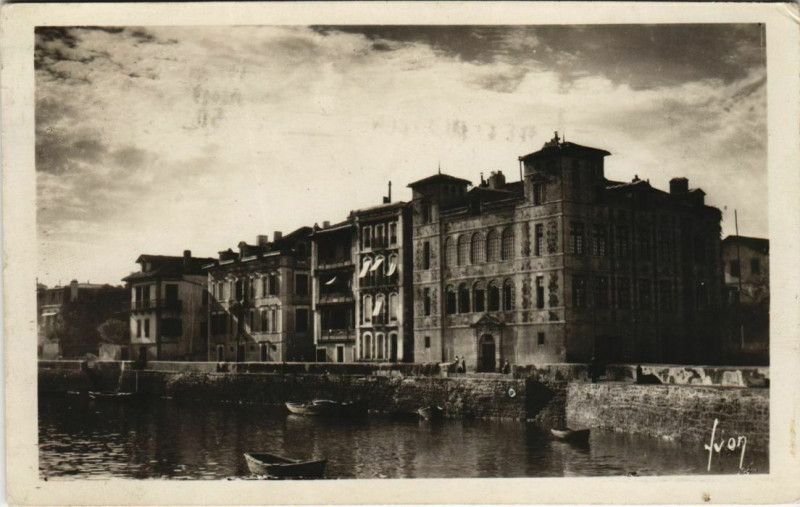 Carte postale ancienne St Jean de Luz La Maison de l'Infante France