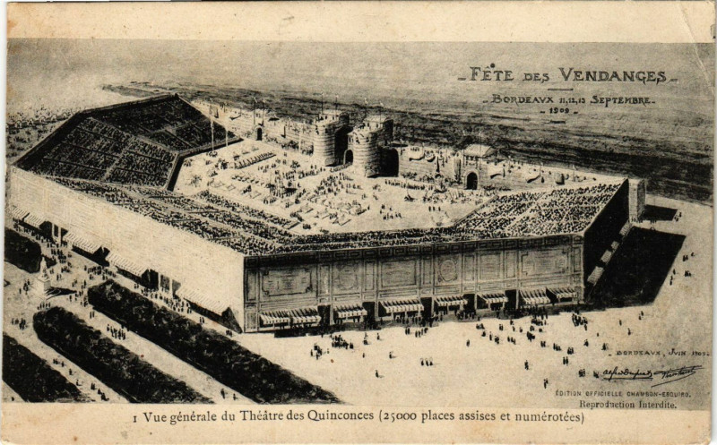 Carte postale ancienne Fete des Vendanges - Vue générale du Théatre des Quinconces