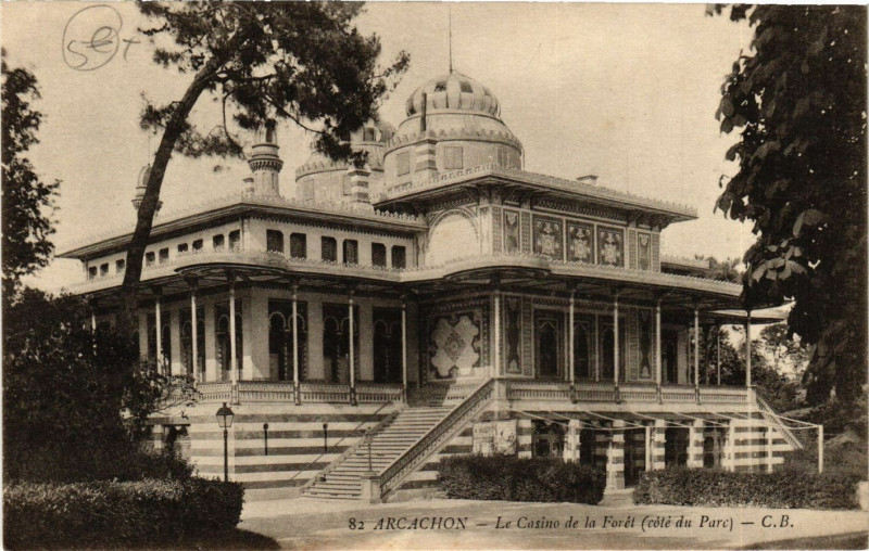 Carte postale ancienne Arcachon - Le Casino de la Foret (cote du Parc) à Arcachon