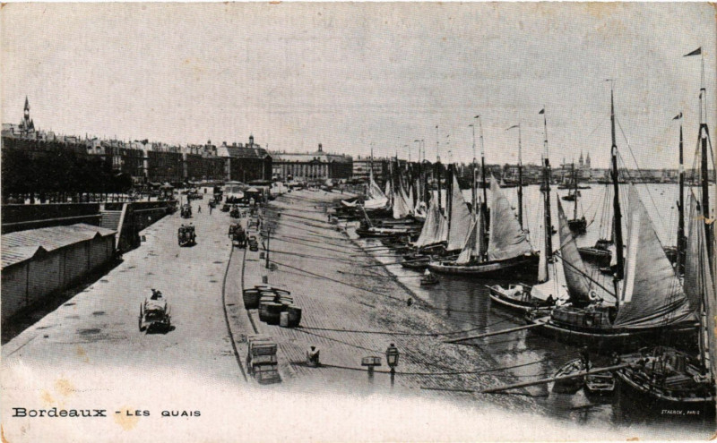 Carte postale ancienne Bordeaux - Les Quais à Bordeaux