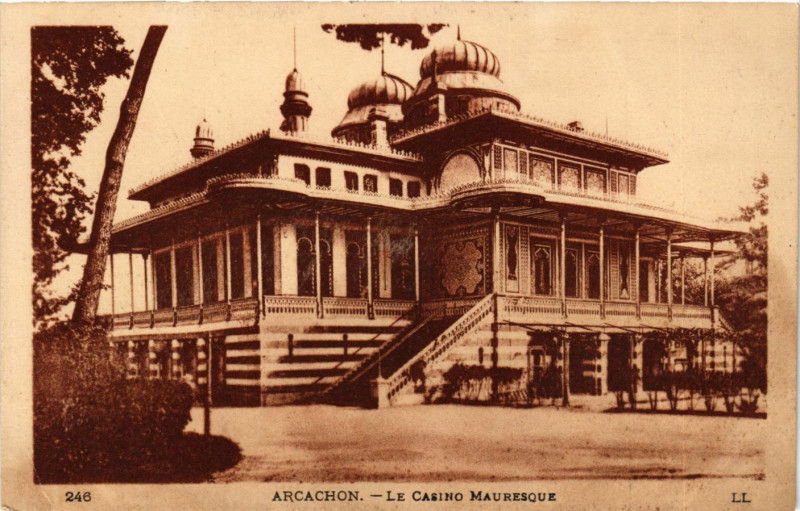 Carte postale ancienne Arcachon - Le Casino Mauresque à Arcachon