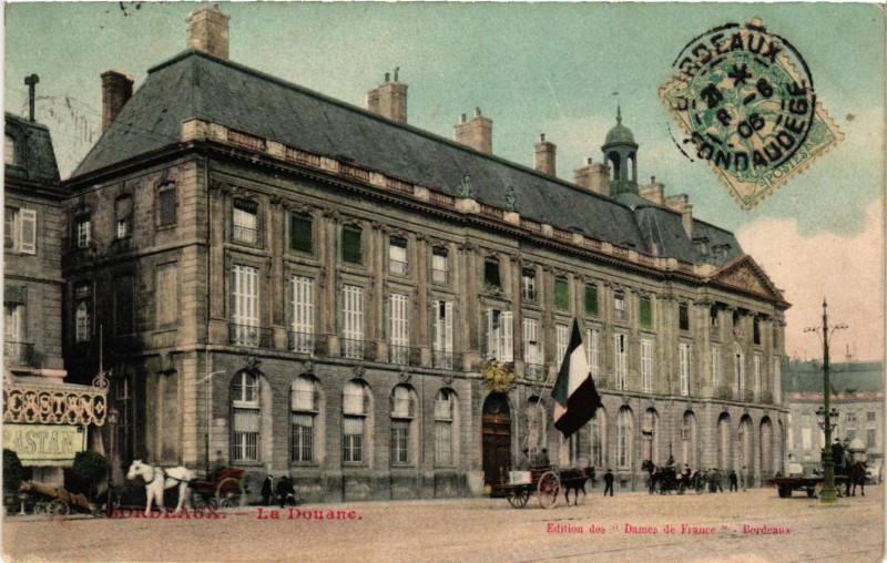 Carte postale ancienne Bordeaux - La Douane à Bordeaux