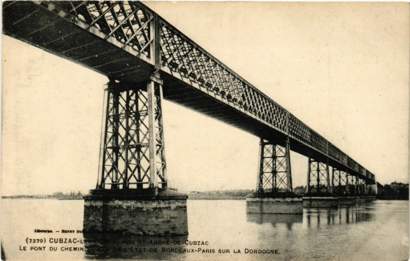 Carte postale ancienne Cubzac-les-Ponts pres Saint-Andre-fr-Cubiac - Le Pont du Chemin à Cubzac-les-Ponts