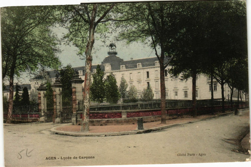 Carte postale ancienne Agen - Lycée de Garonne à Agen