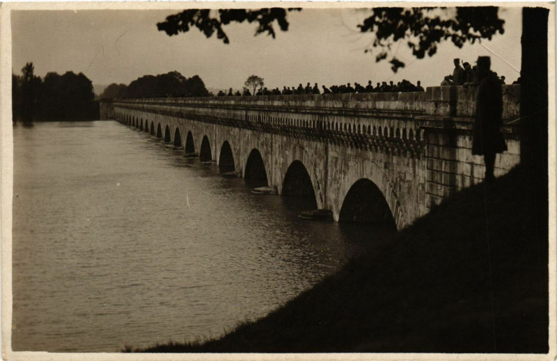 Carte postale ancienne Agen - Inondation 1918 à Agen