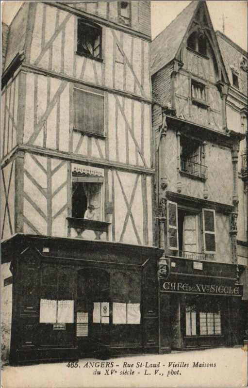 Carte postale ancienne Angers Rue Saint-Laud Vieilles Maisons à Angers