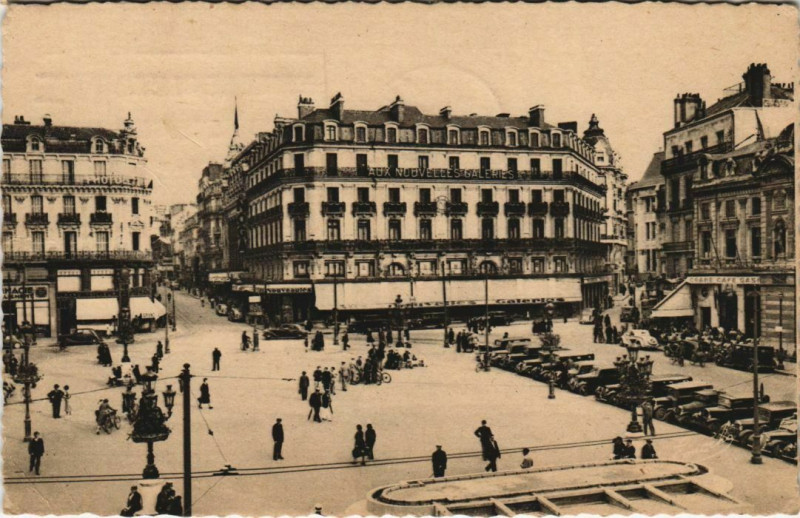 Carte postale ancienne Angers La Place du Ralliement à Angers