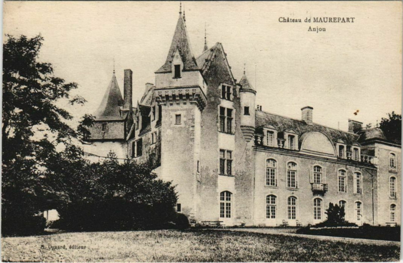 Carte postale ancienne Saumur Amy Freres à Saumur