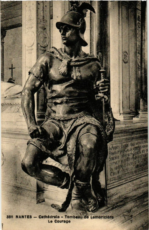 Carte postale ancienne Nantes - Cathédrale - Tombeau de Lamoriciere - Le Courage à Nantes