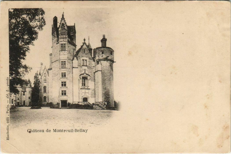 Carte postale ancienne Chateau de Montreuil-Bellay à Montreuil-Bellay