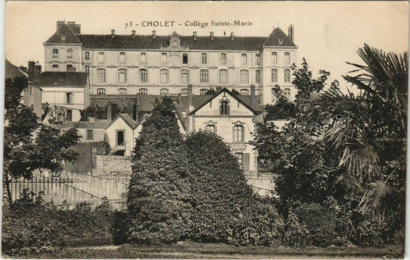 Carte postale ancienne Cholet College Saint-Marie à Cholet