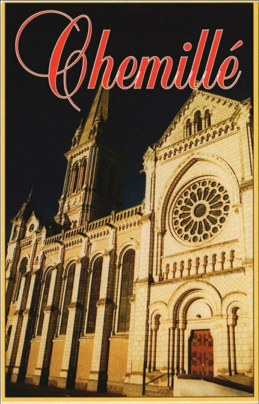 Carte postale ancienne Eglise Notre Dame a Chemille