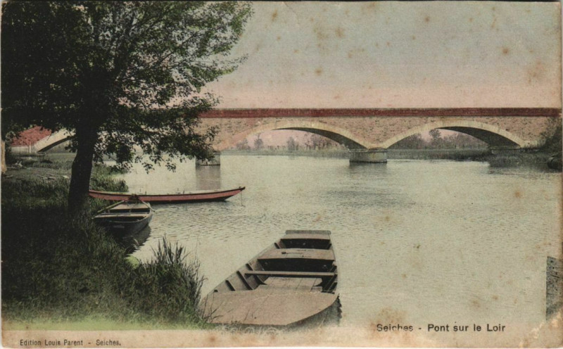 Carte postale ancienne Seiches Pont sur le Loir